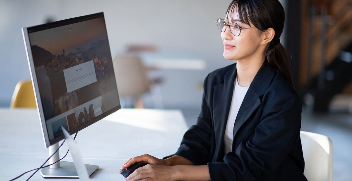 WEBデザインスタッフ